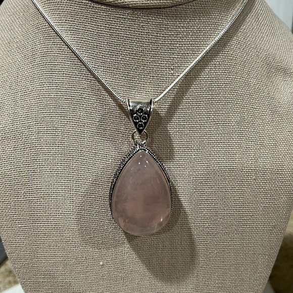 VINTAGE SETTING SILVER OVERLAY STATEMENT PENDANT ROSE QUARTZ - Picture 3 of 6